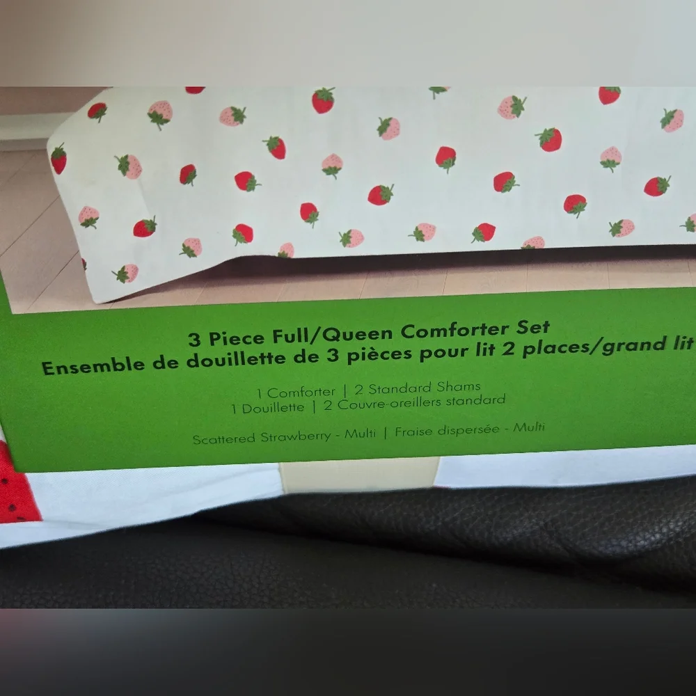 Kate Spade Scattered Strawberry Print Comforter Set